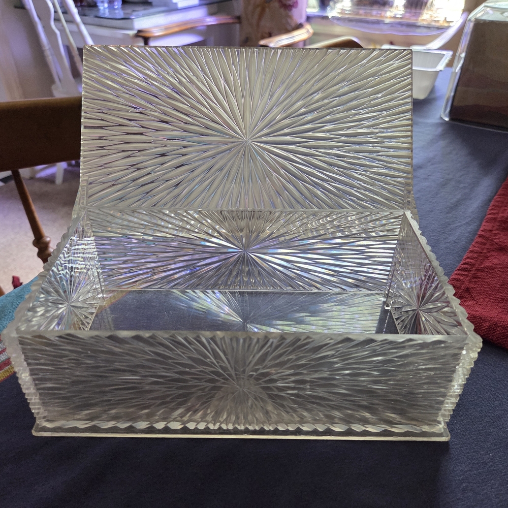Vintage Sunburst Design Trinket Box by Celebrity, Inc. MCM Home Decor Plastic